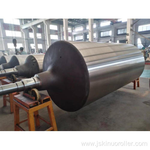 Corrosion-resistant and heat-resistant furnace rolls